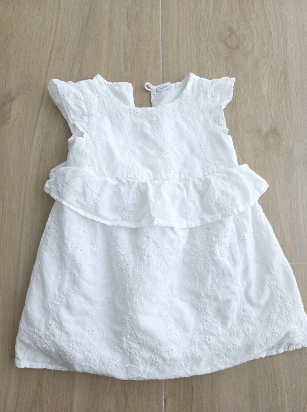 Old Navy White Eyelet Baby Girl Dress 6-12M | Easter, Baptism, Photos